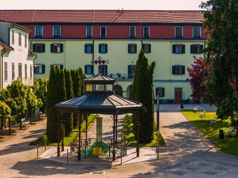 Hotel Izvir - Sava Hotels & Resorts 拉登齐 外观 照片